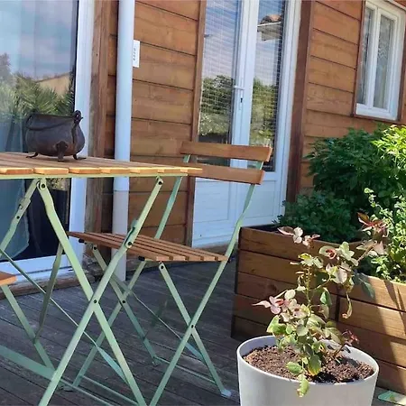 Dans Village Idyllique Entre Et Vignes Appartement